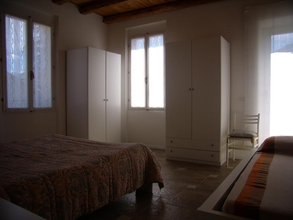 Casavarone Riva del Garda Quarto foto